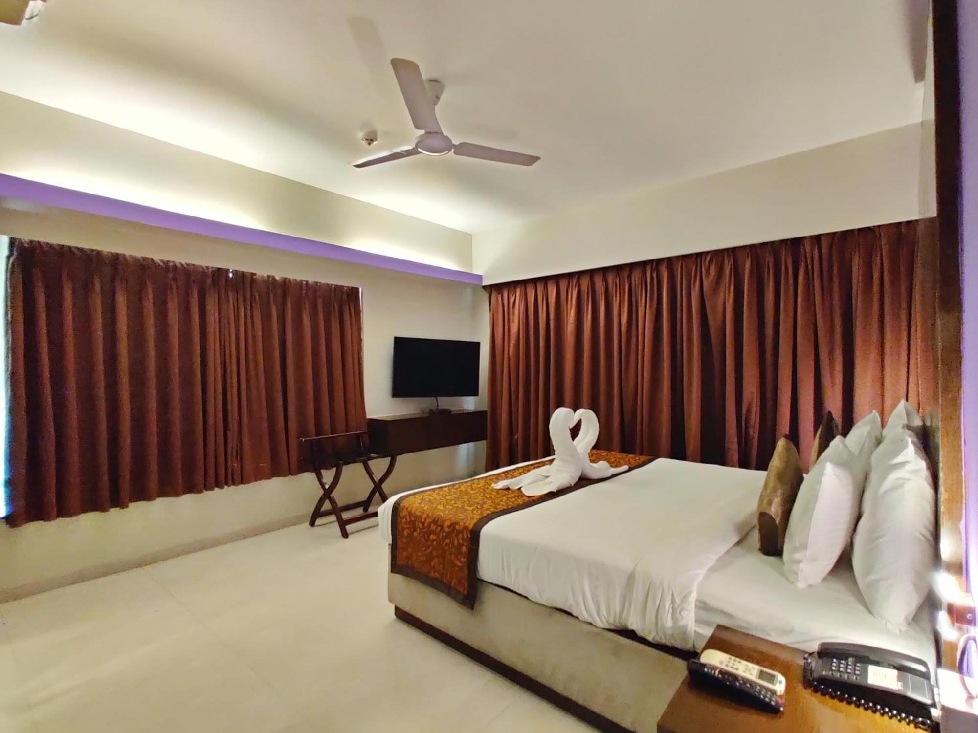 Citrus Hotel Lonavala Exterior foto
